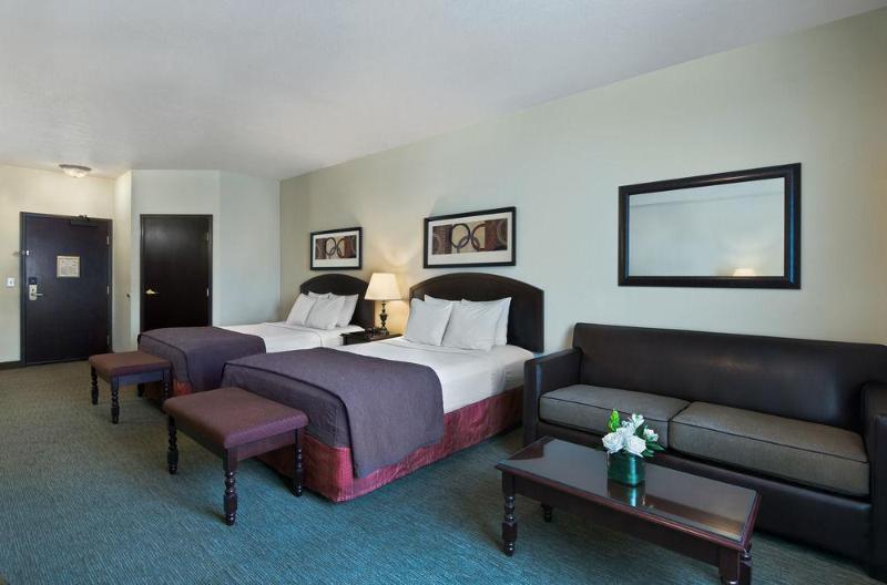 Oxford Suites Spokane Valley Exterior photo